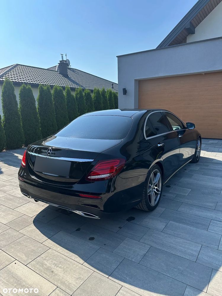 Mercedes-Benz Klasa E - 8