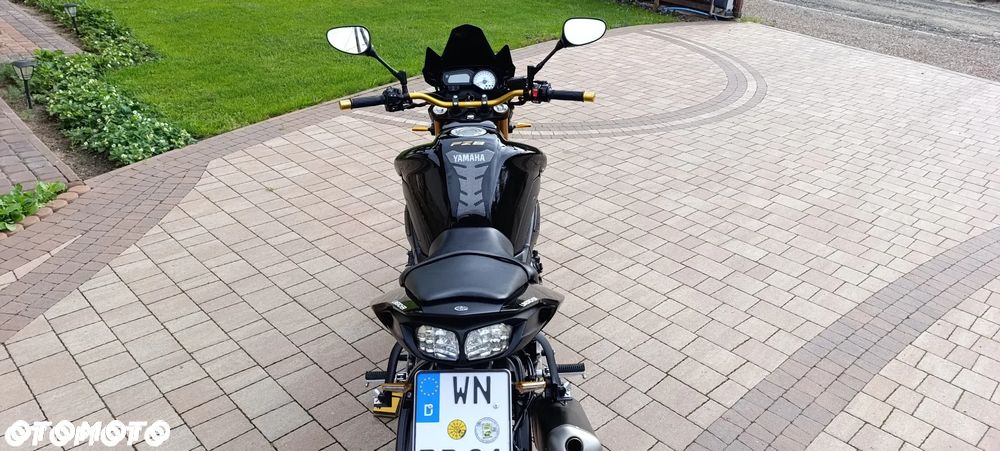 Yamaha FZ8 - 7