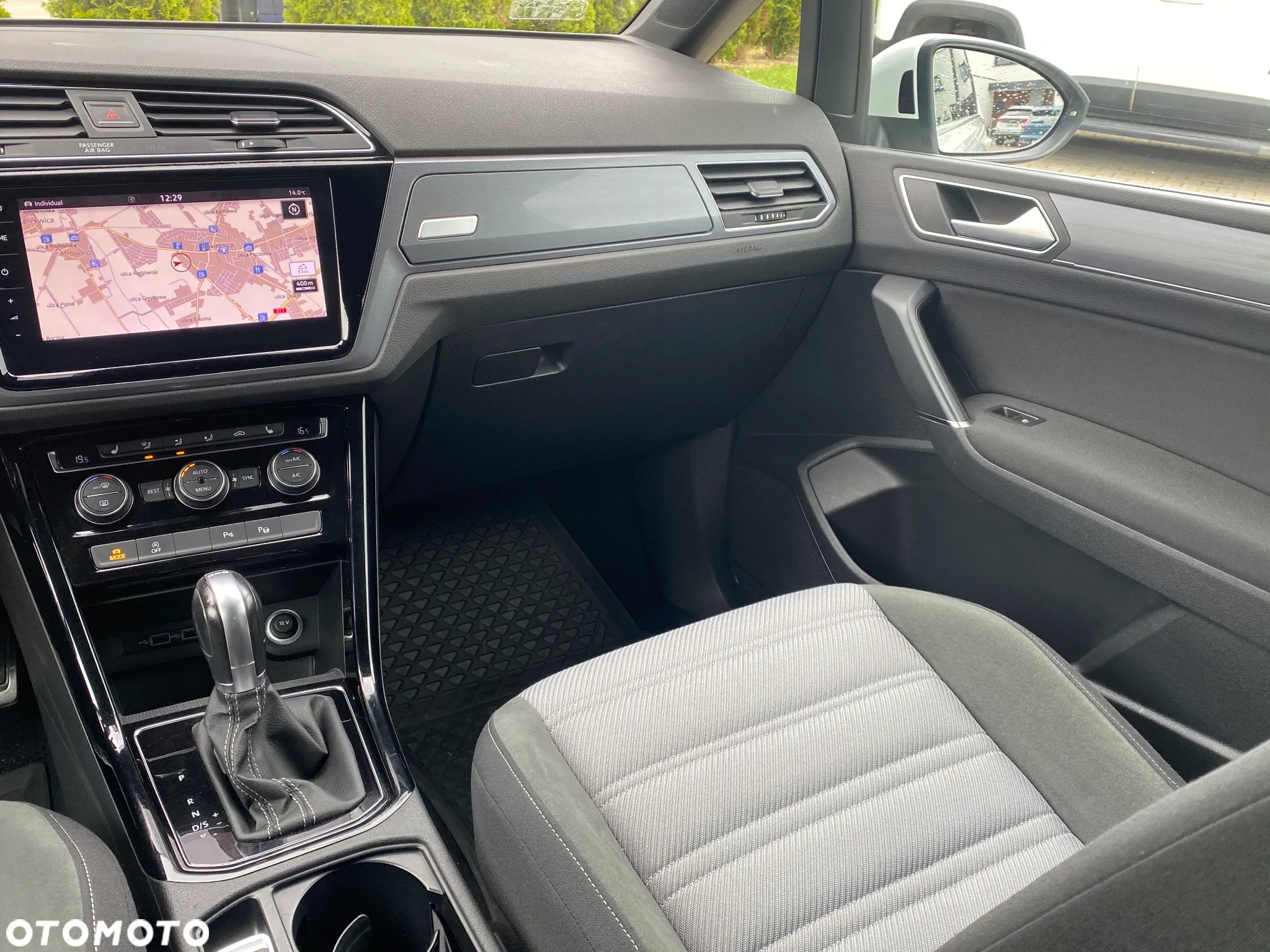 Volkswagen Touran 1.5 TSI EVO Highline DSG - 24