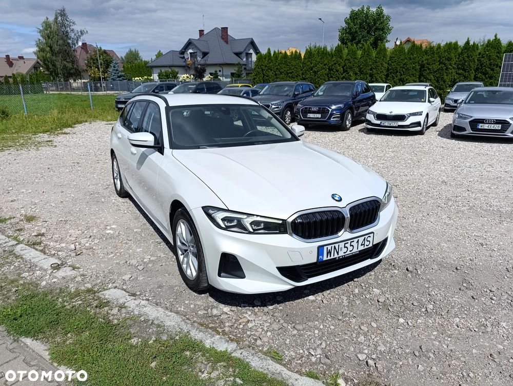 BMW Seria 3 320d xDrive mHEV - 5
