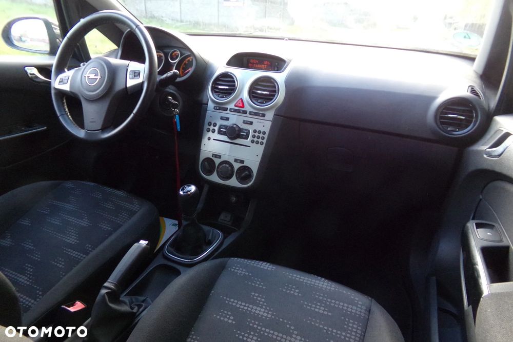 Opel Corsa - 13