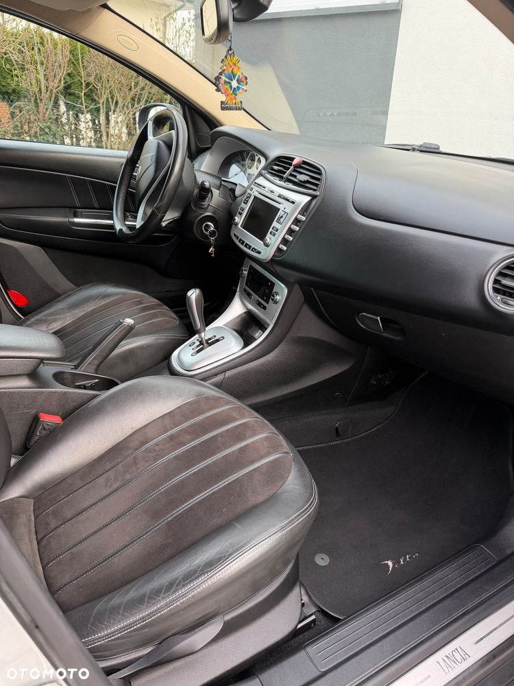 Lancia Delta 1.6 MJ Oro Selectronic - 13