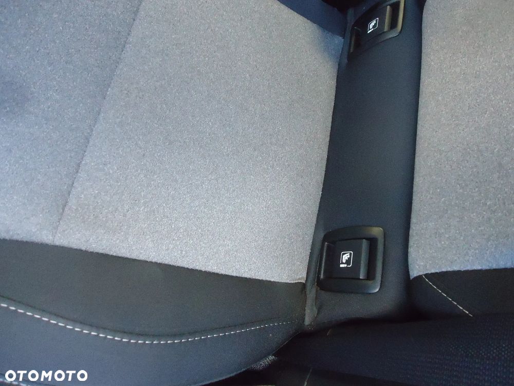 Renault Clio - 18