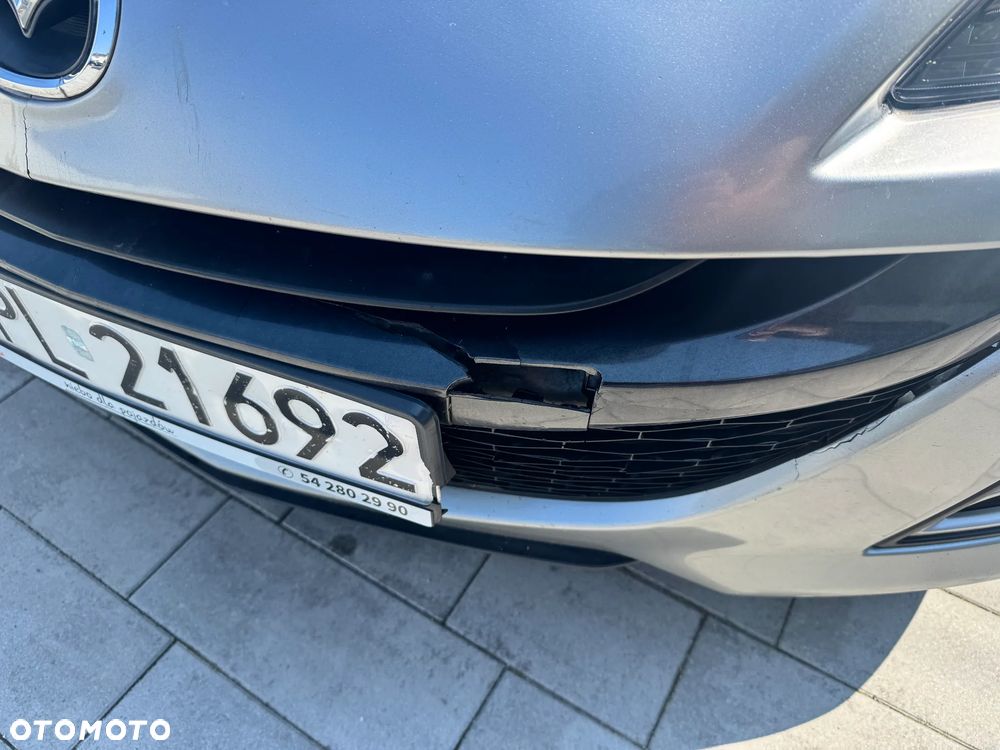 Mazda 3 1.6 Exclusive EU5 - 6