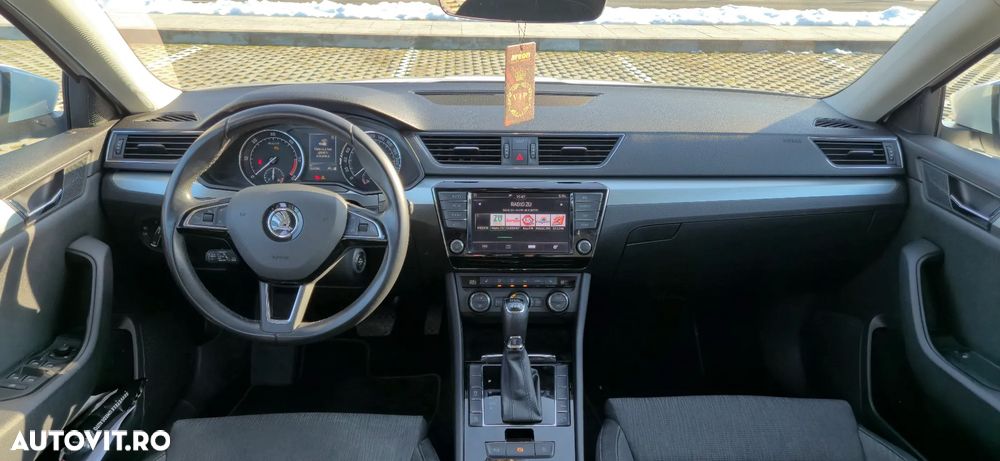 SKODA Superb 2017 — imagine 16