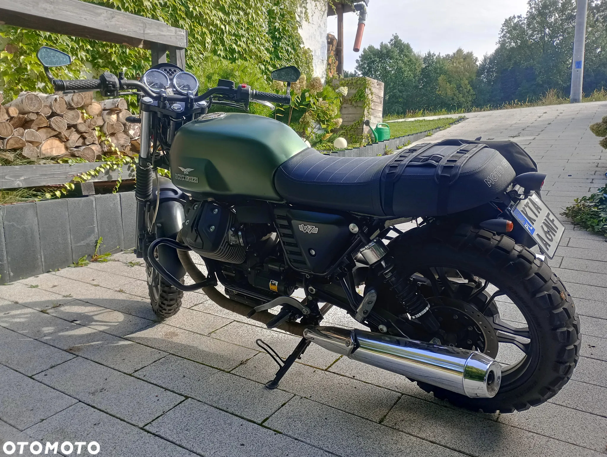 Moto Guzzi V7 - 9