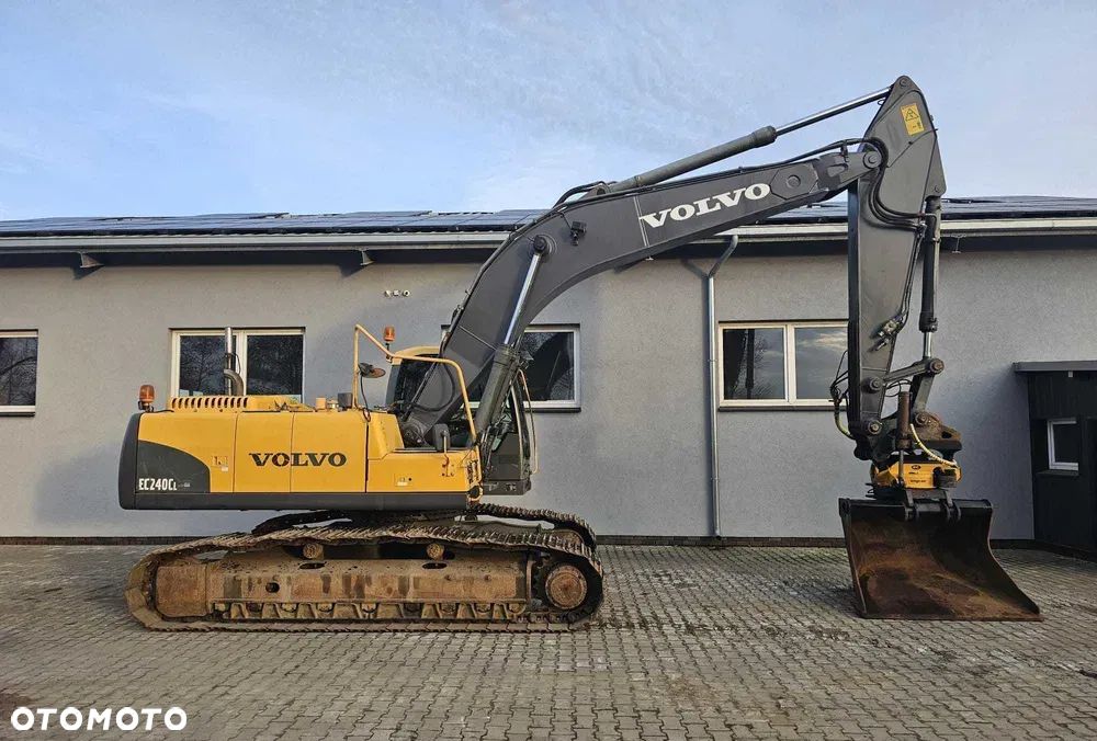 Volvo EC240 CL - 2