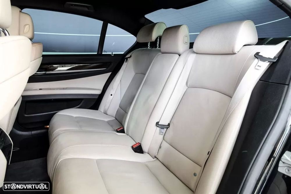 BMW 730 d - 26