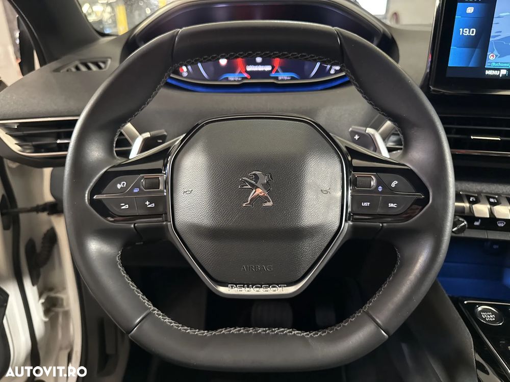 Peugeot 3008 - 17