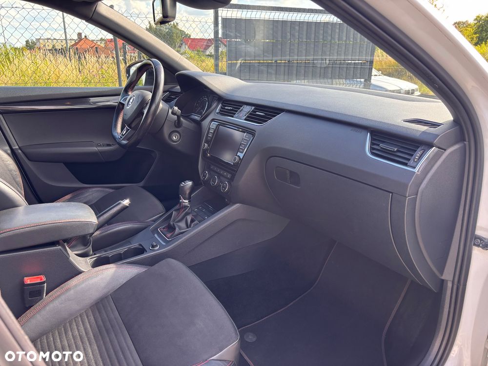 Skoda Octavia 2.0 TDI (Green tec) RS - 13