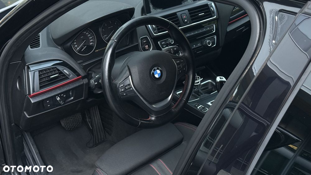 BMW Seria 1 116d Edition M Sport Shadow - 32
