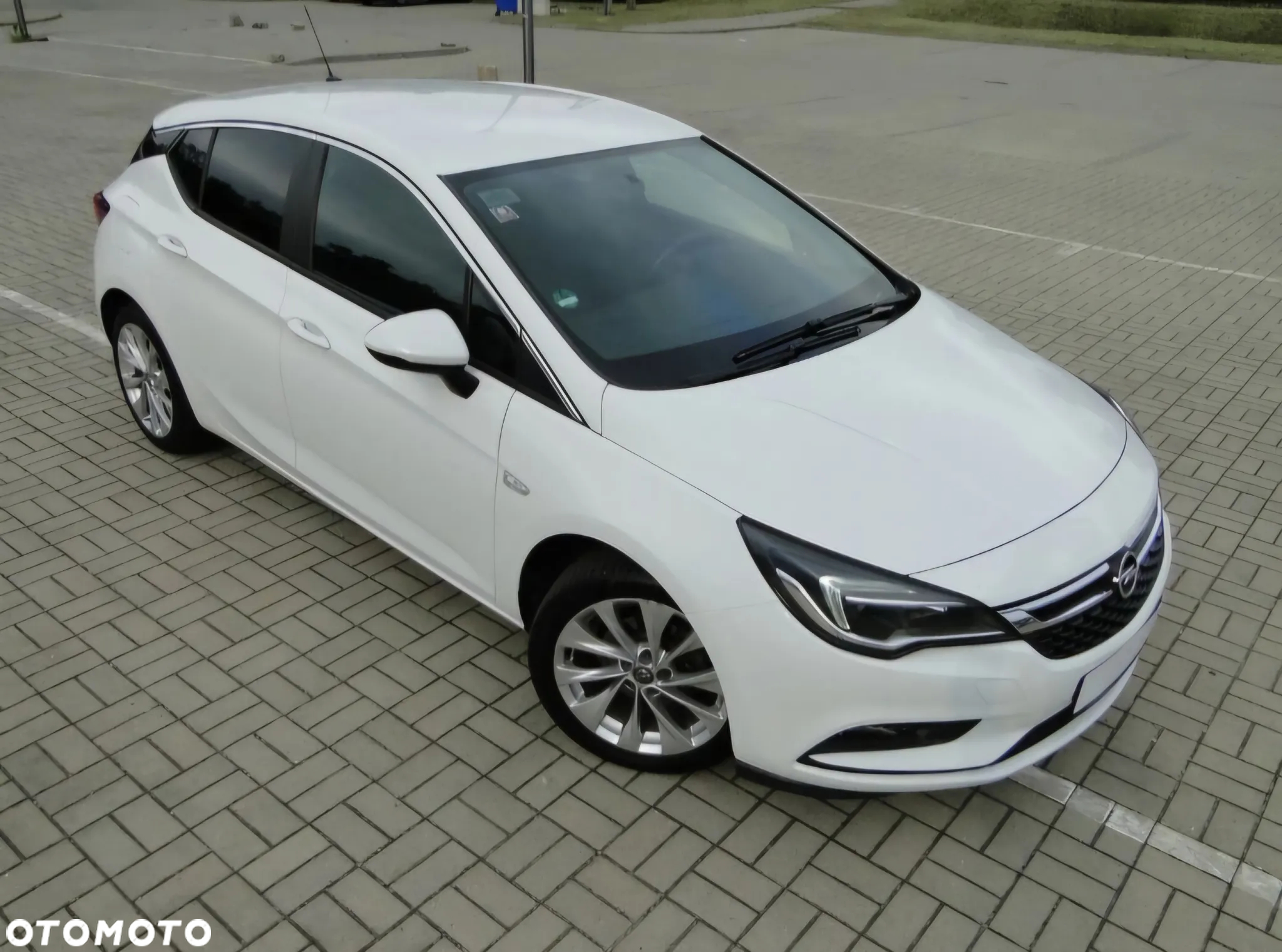 Opel Astra - 2