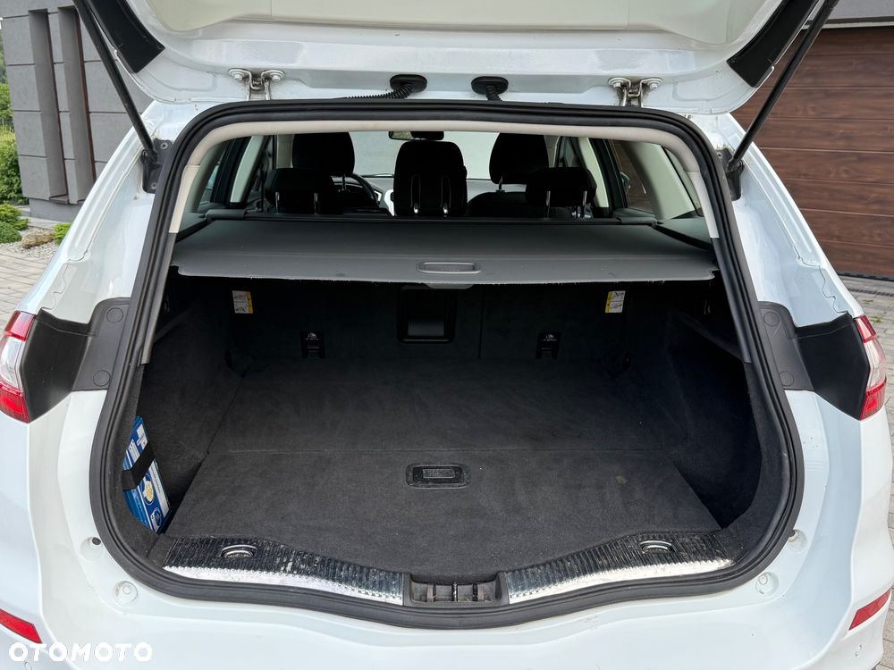 Ford Mondeo 2.0 TDCi Ambiente PowerShift - 18