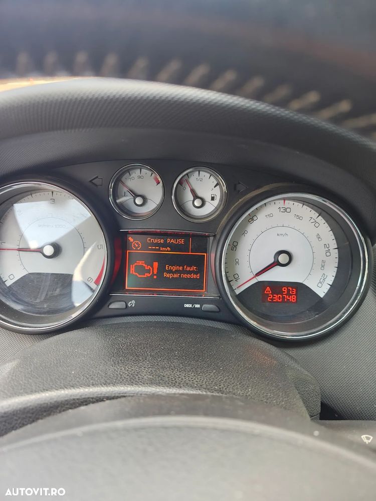 Peugeot 308 1.6HDi Premium - 13