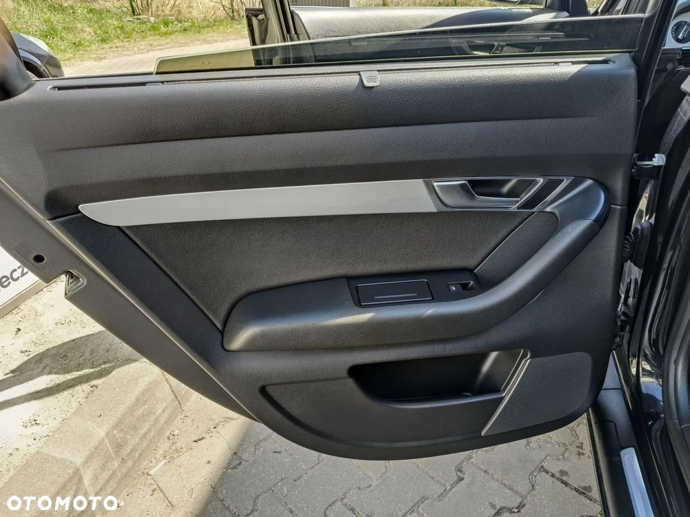 Audi A6 Avant - 25