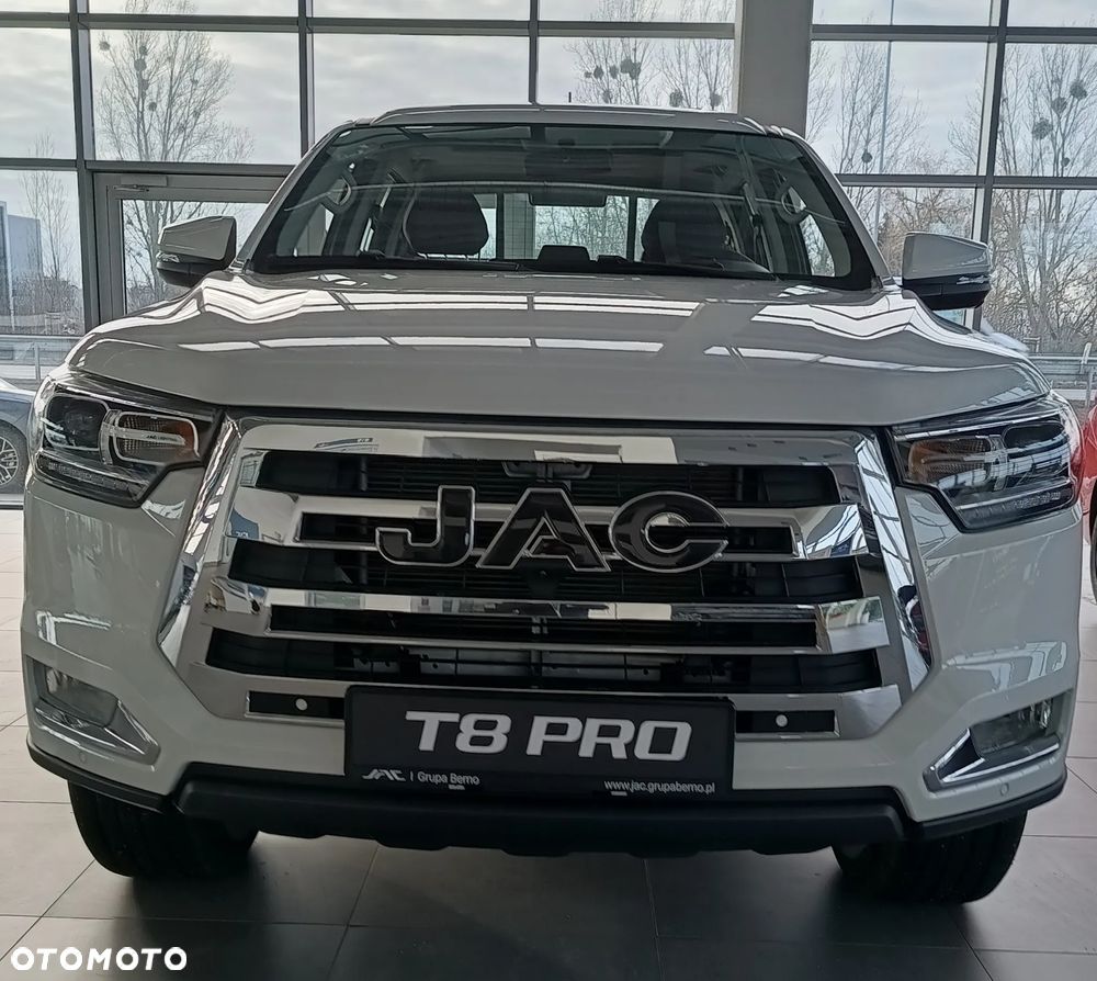 JAC T8 PRO - 8