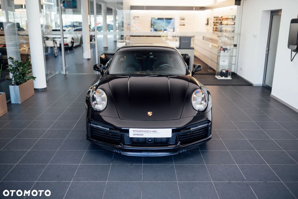 Porsche 911 Turbo - 4