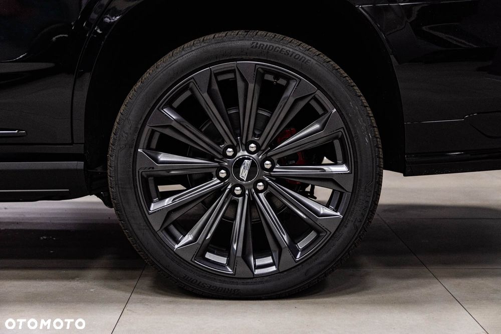 Cadillac Escalade - 16