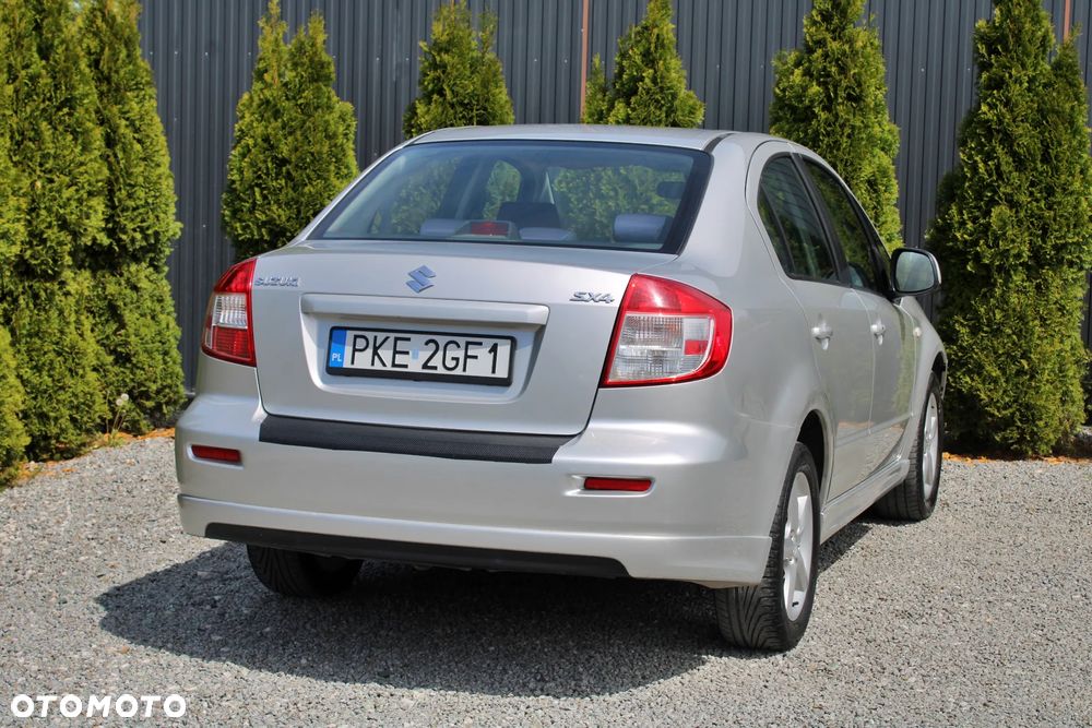 Suzuki SX4 1.6 Premium Outdoor - 13