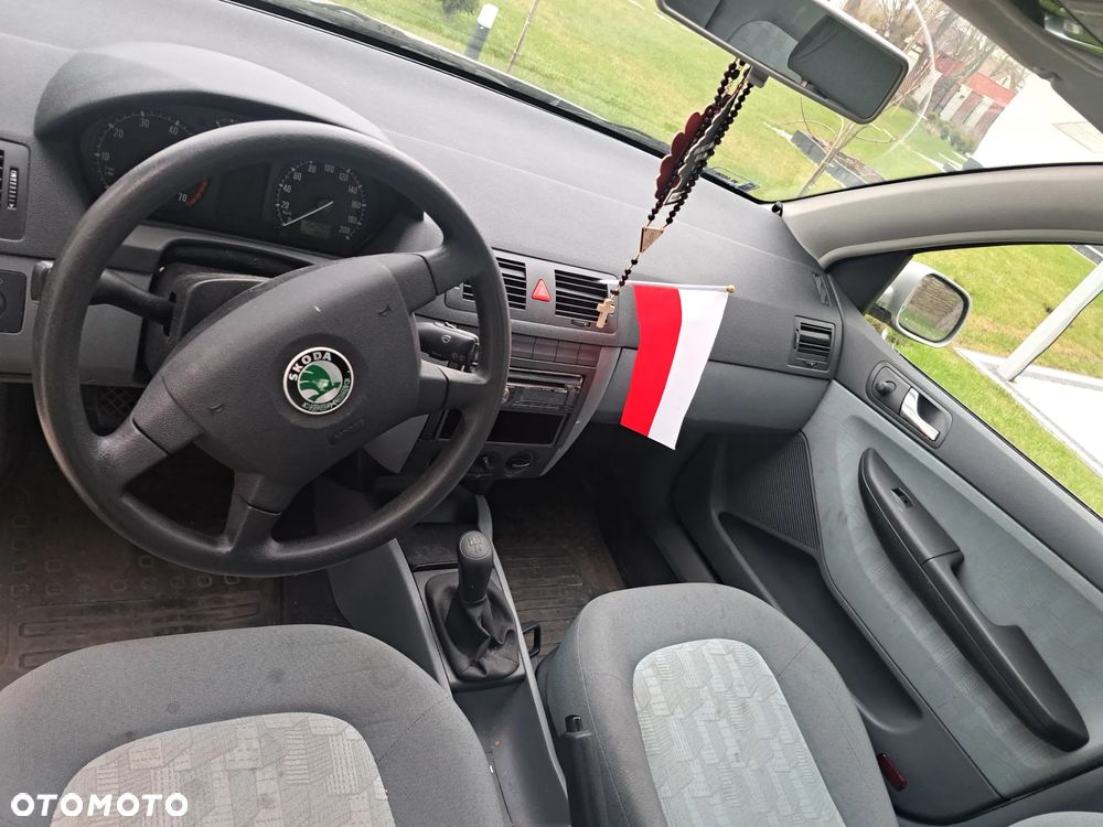 Skoda Fabia 1.4 - 4