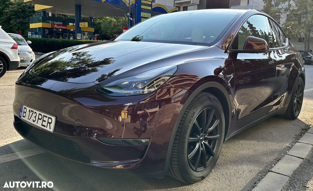 Tesla Model Y AWD Performance - 2