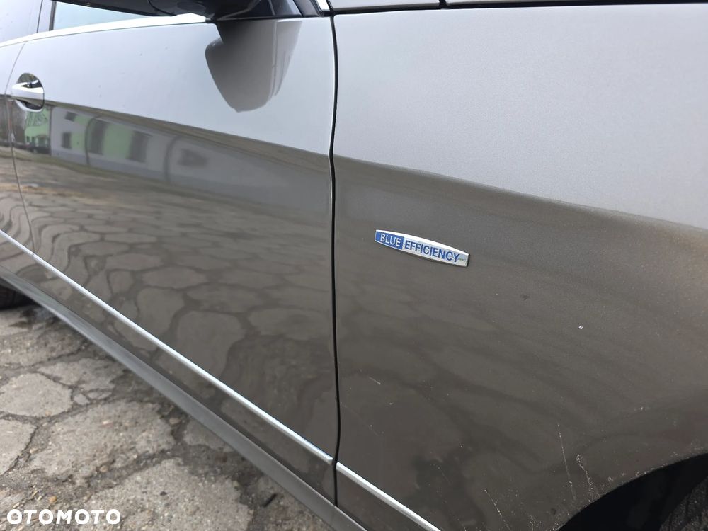 Mercedes-Benz Klasa E 200 CDI DPF BlueEFFICIENCY Automatik Avantgarde - 5