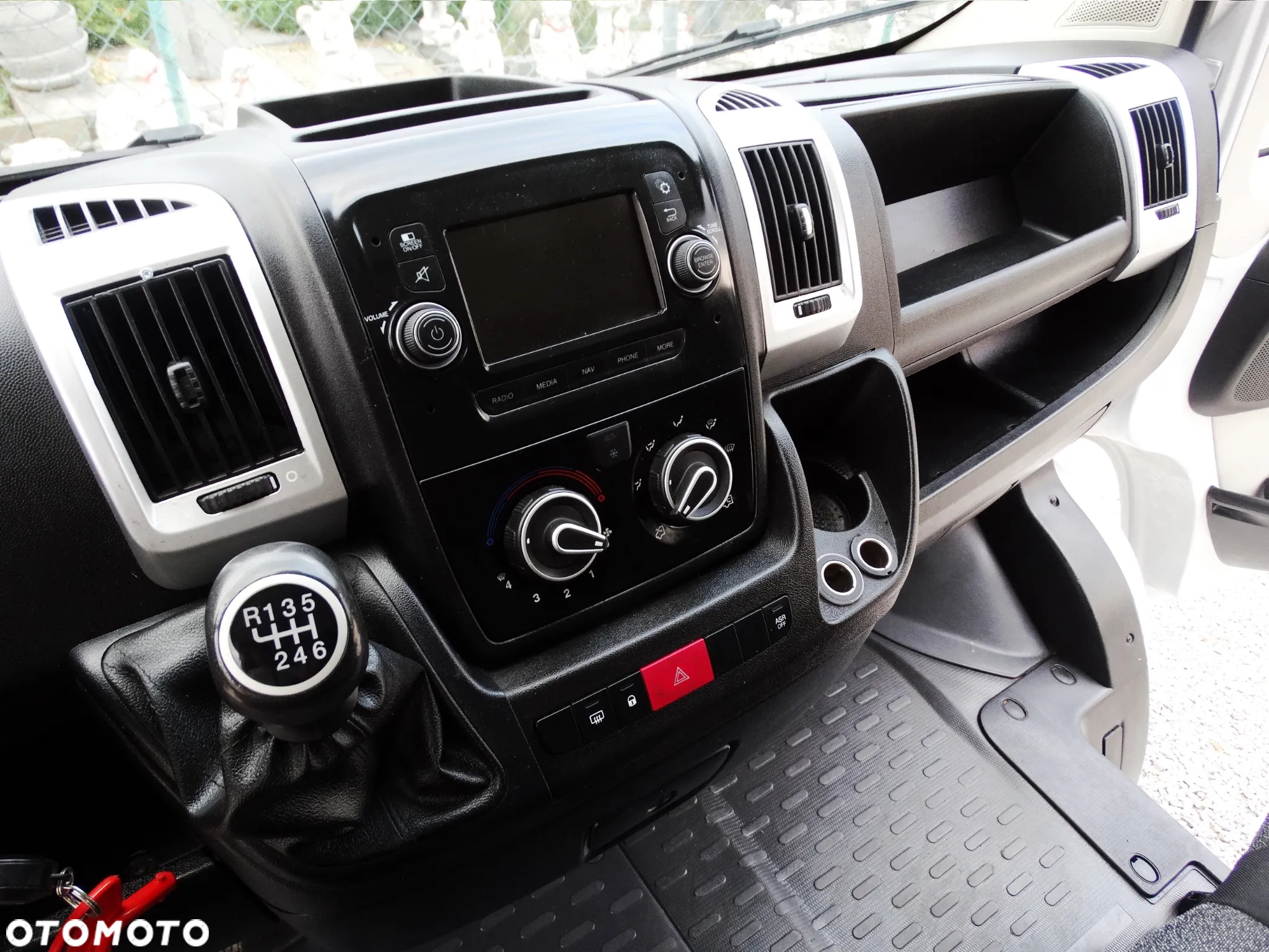 Fiat DUCATO 2.3 MultiJet 130 PS 2020 KONTENER WIDNA DHOLLANDIA  750 KG + UDT MOŻLIWY  KREDYT LEASING - 14