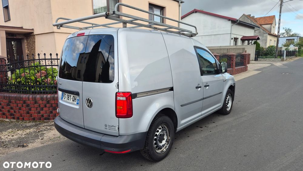 Volkswagen Caddy - 3