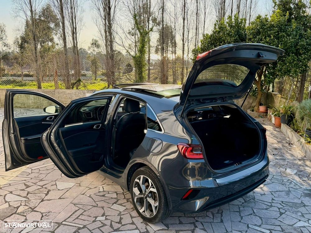 Kia Ceed - 6