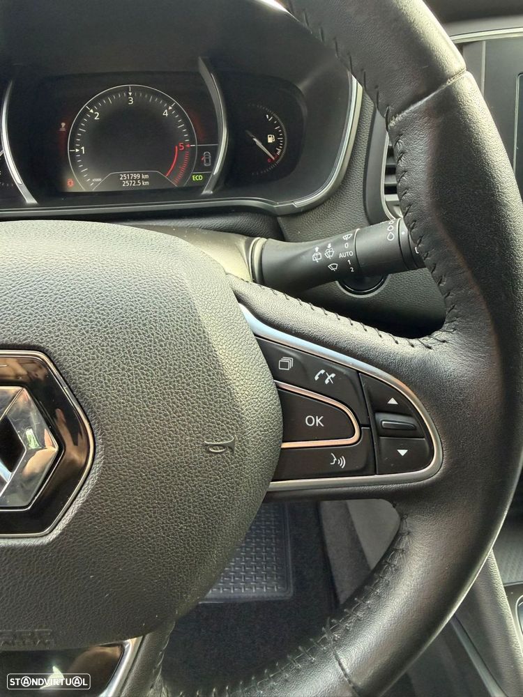 Renault Mégane 1.5 dCi Confort SS - 28