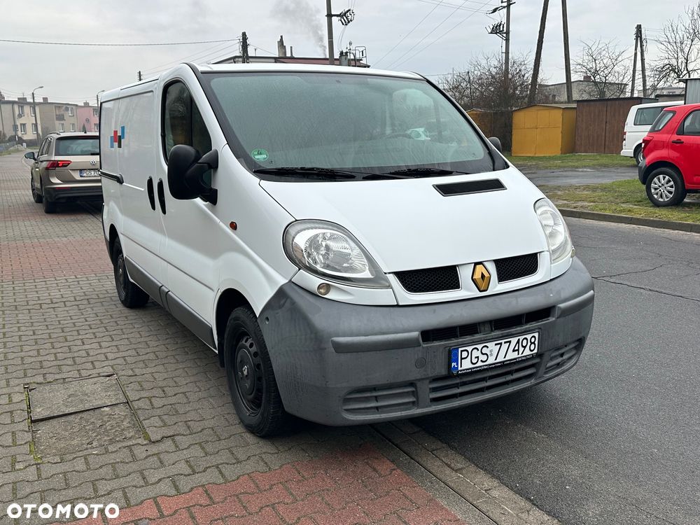 Renault Trafic - 16