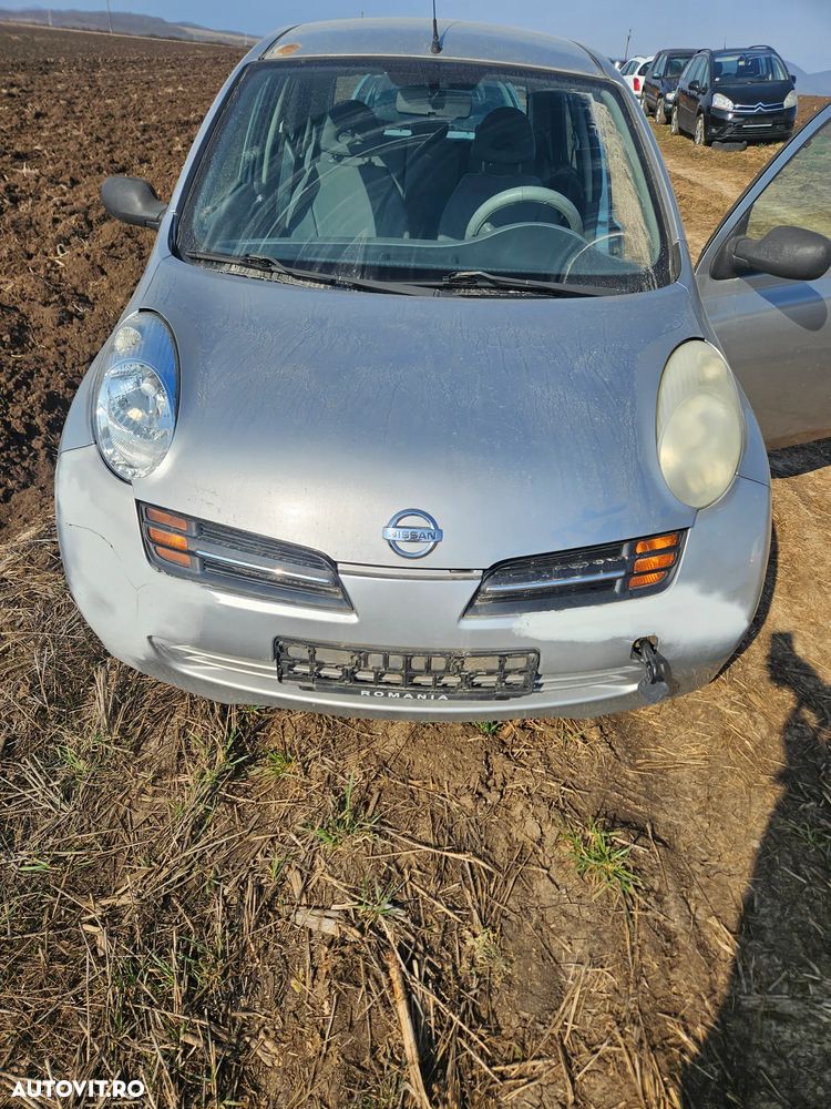 Dezmembrez nissan micra - 1