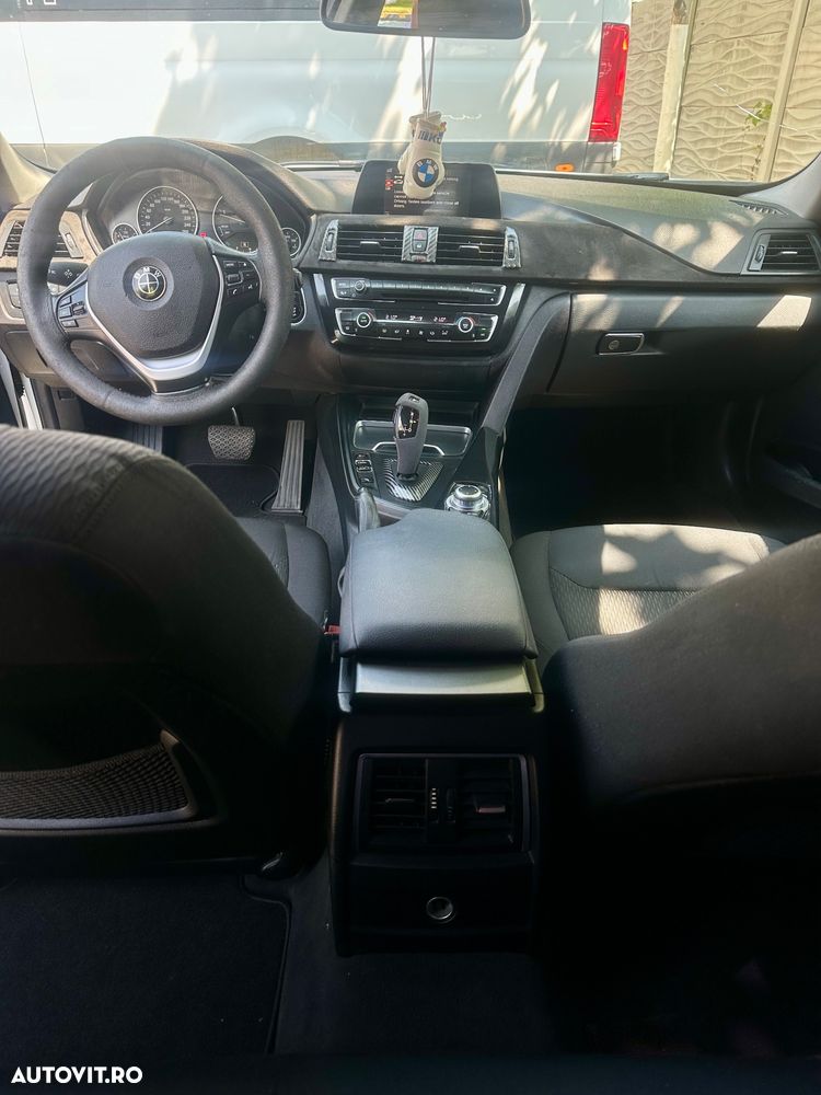 BMW Seria 3 318d Aut. - 7