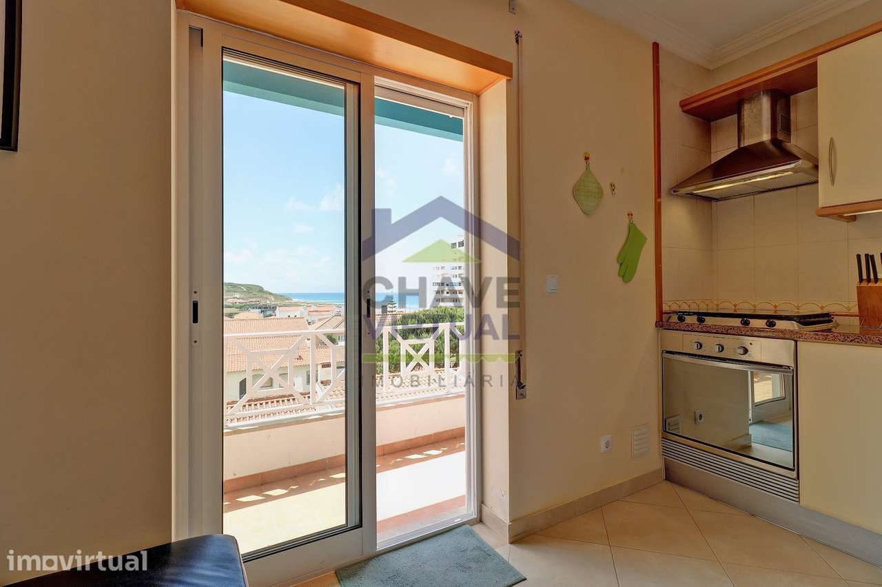 Apartamento T1 com Garagem e Varanda - Praia da Areia Branca, Lourinhã - Grande imagem: 2/28