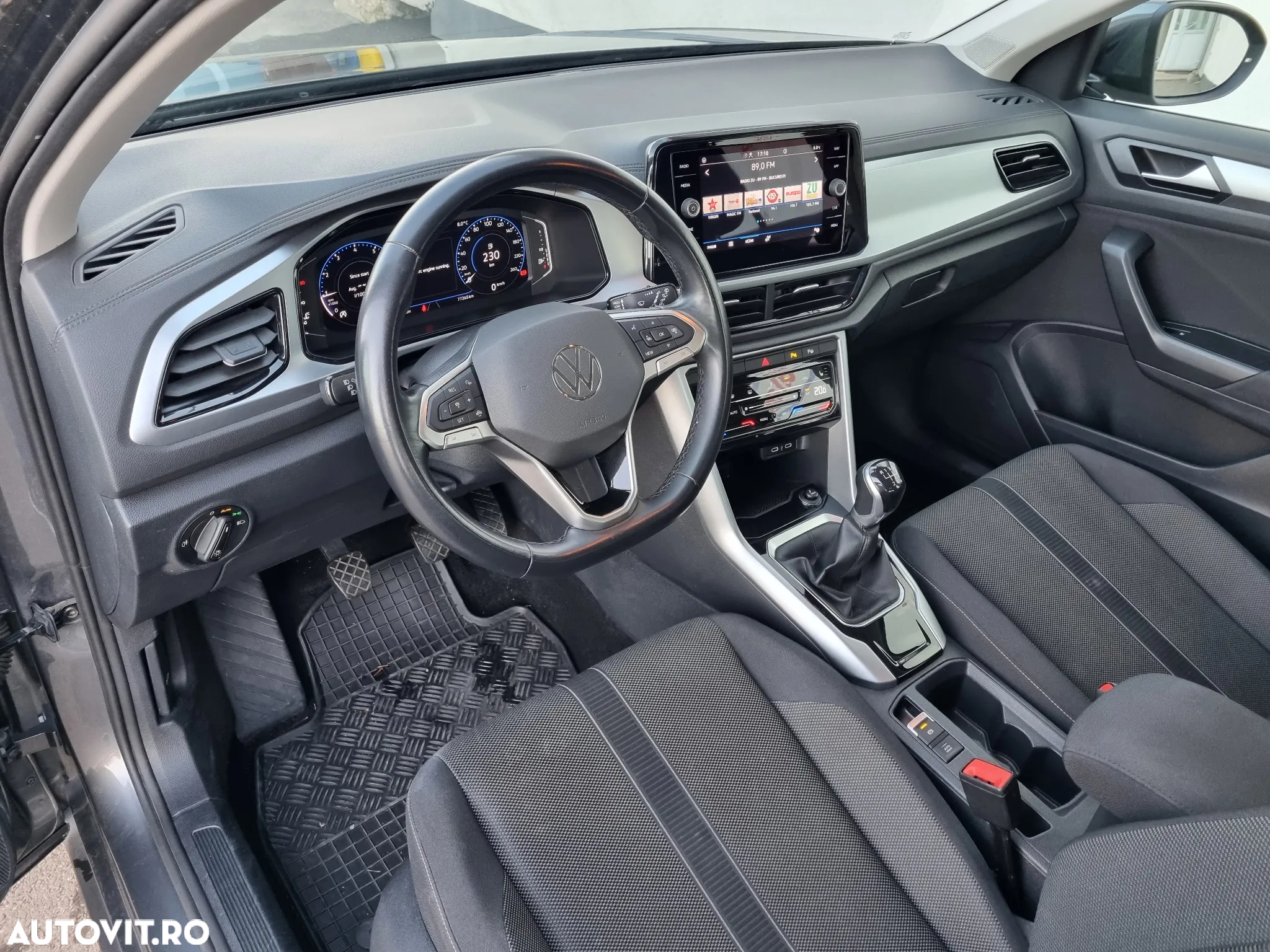 Volkswagen T-ROC 1.0 TSI Life - 9