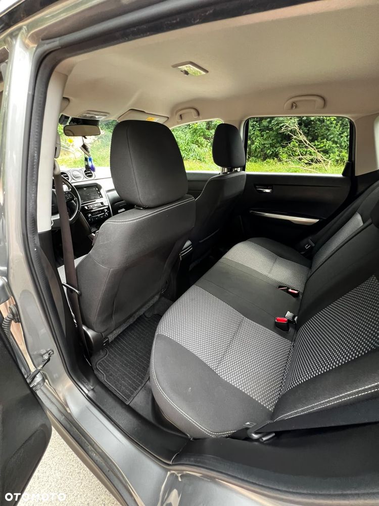 Suzuki Vitara 1.4 Boosterjet SHVS Premium 4WD - 11