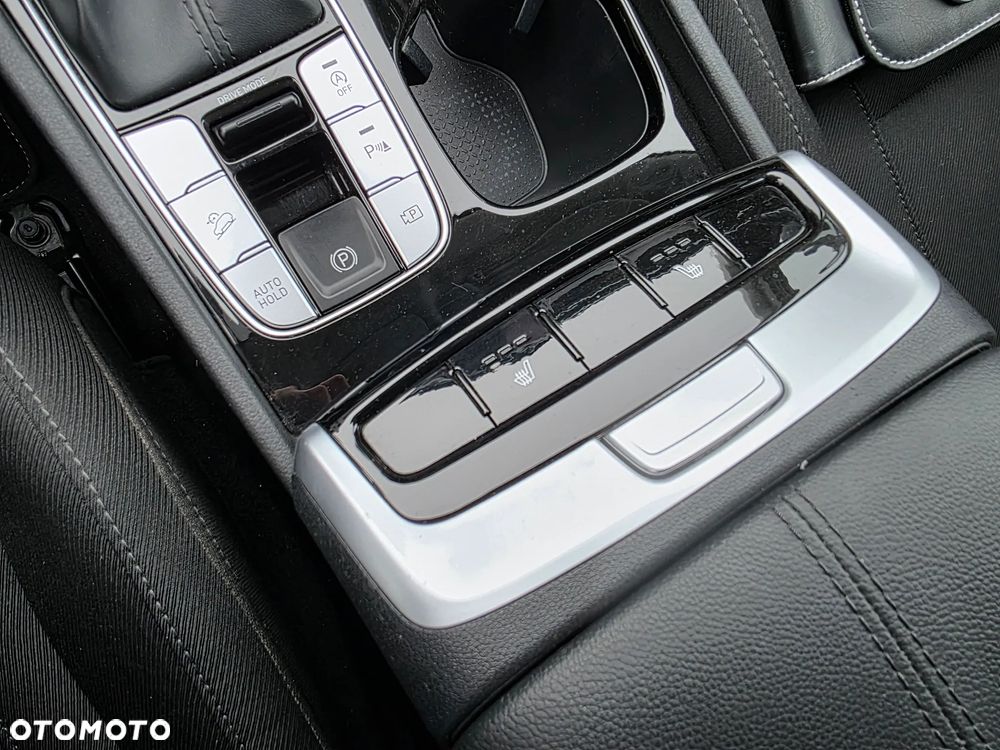 Hyundai Tucson 1.6 CRDi 48V-Hybrid 2WD DCT Select - 16