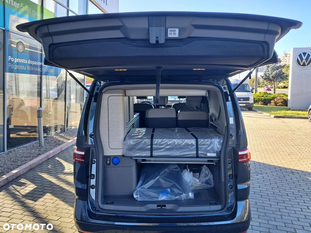 Volkswagen Multivan - 18
