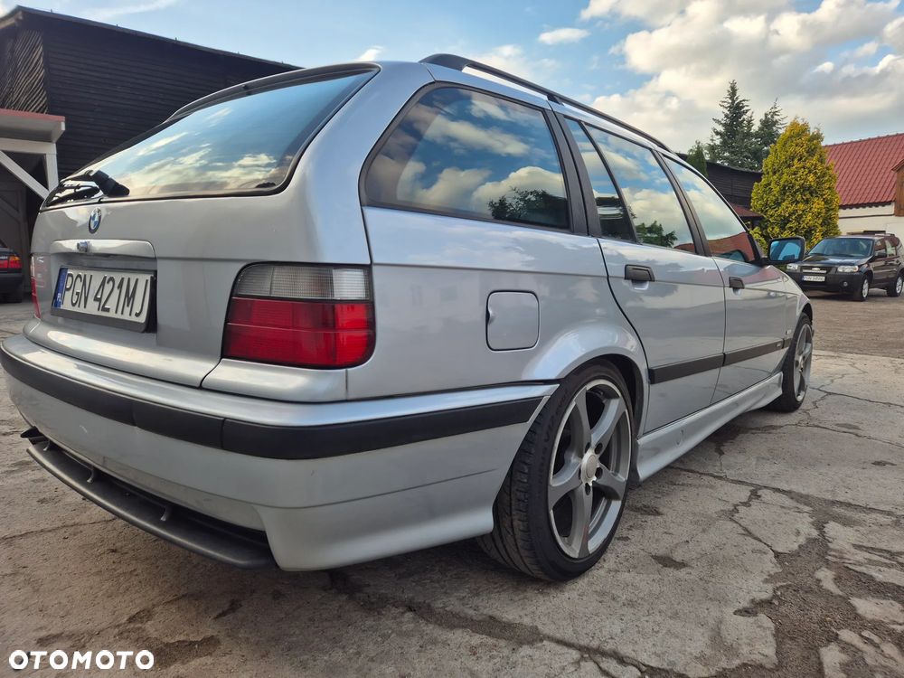 BMW Seria 3 - 30