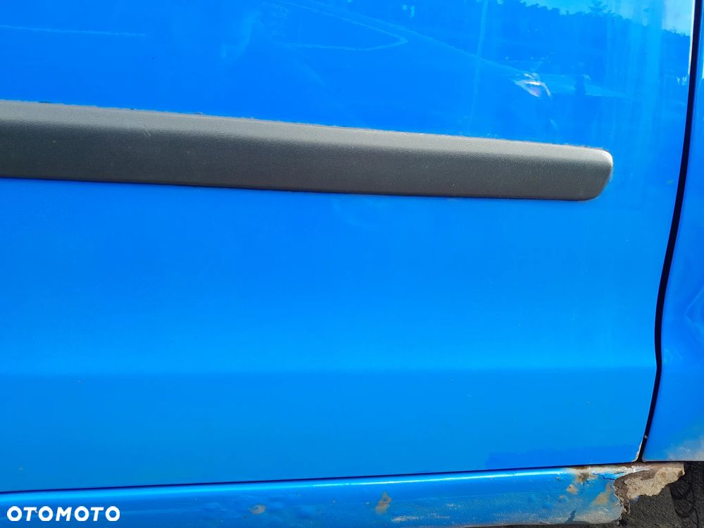 VW POLO 9N LIFT 3 DRZWI DRZWI PRAWE PRZEDNIE PRAWY PRZÓD KOLOR: LA5F - 5