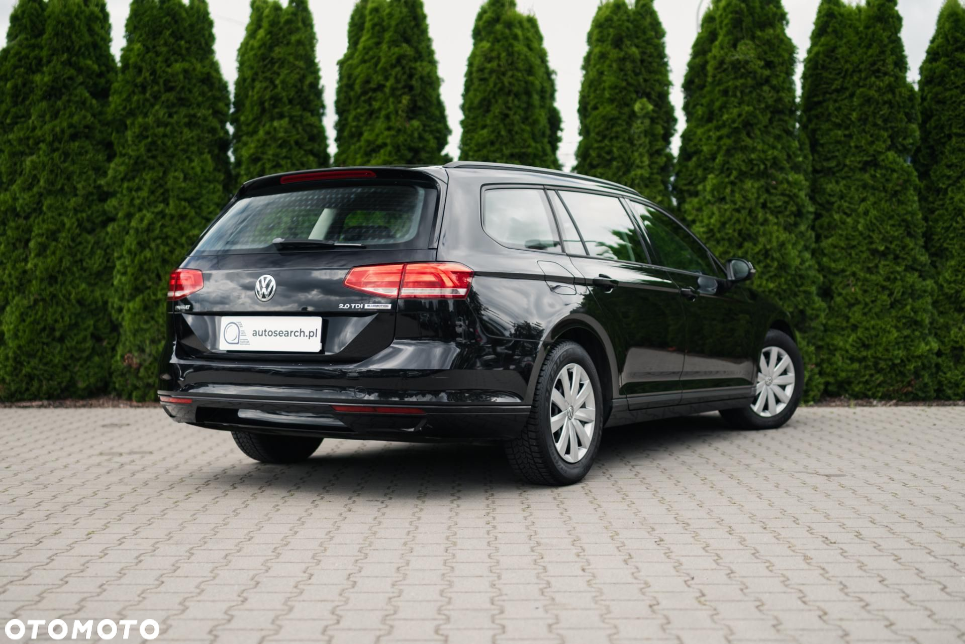 Volkswagen Passat - 4