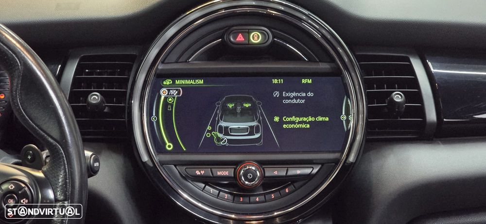 MINI 5 Portas Cooper SD Auto Desportiva - 55