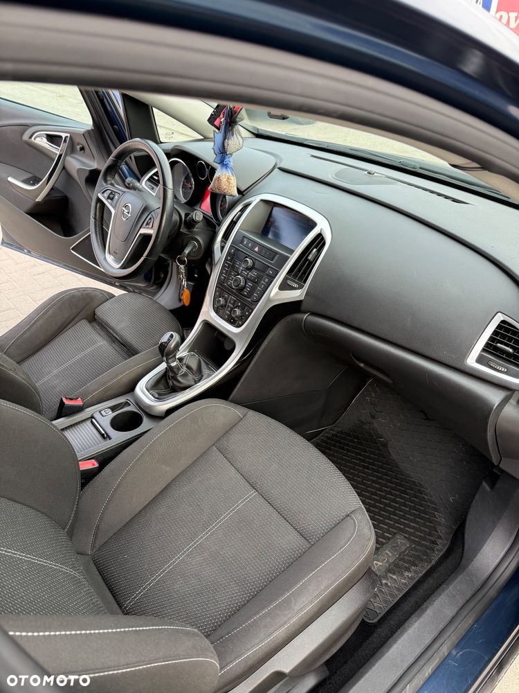 Opel Astra 1.7 CDTI - 12