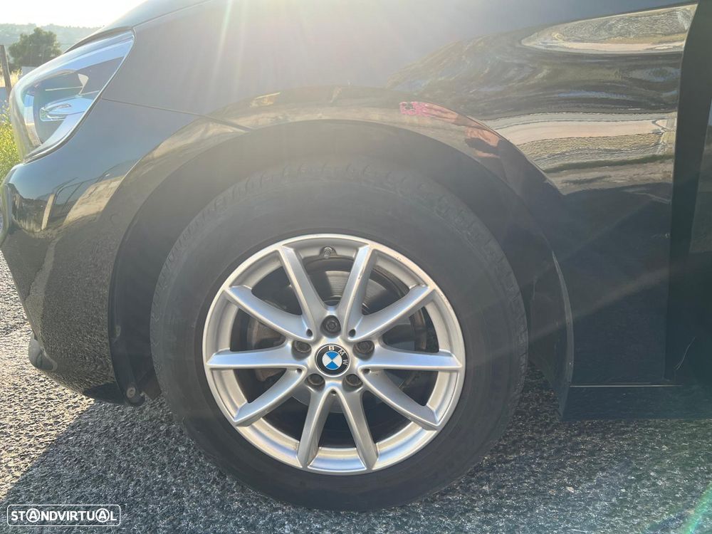 BMW 216 Active Tourer i - 13