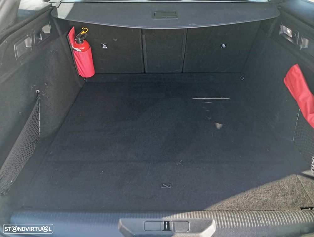 Peugeot 308 SW - 15