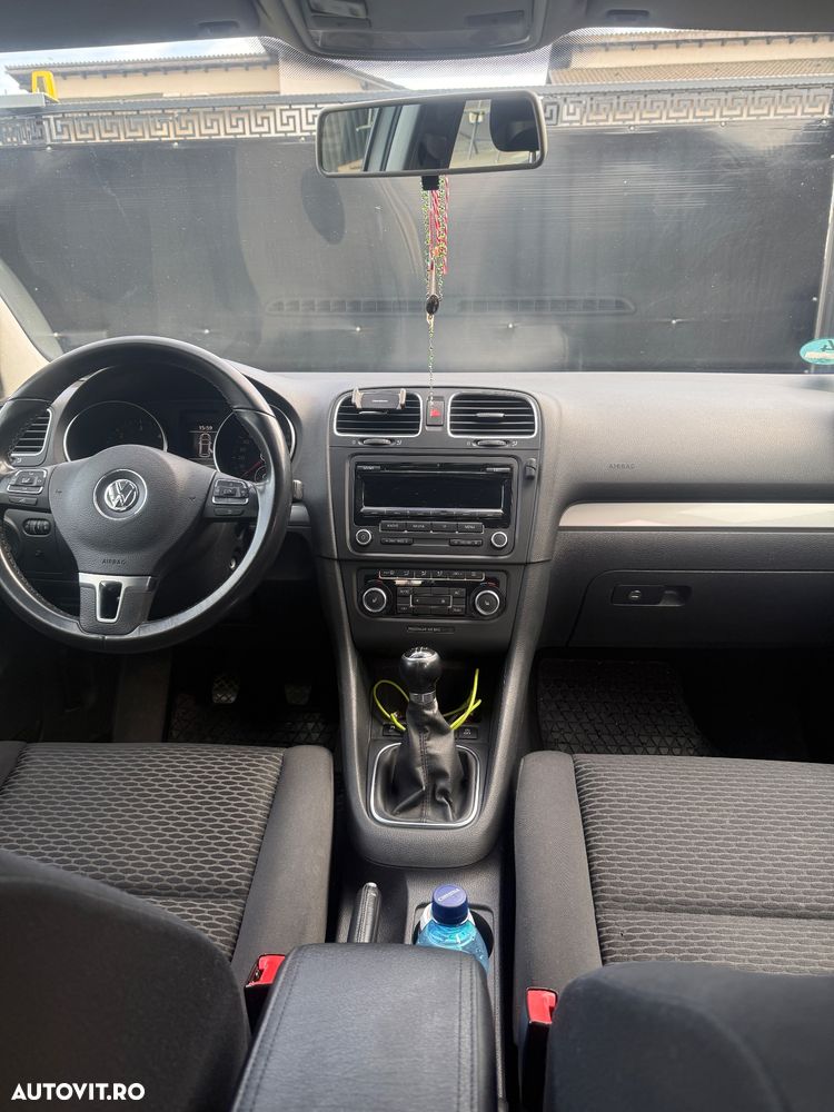 Volkswagen Golf 1.6 TDI DPF BlueMotion - 10