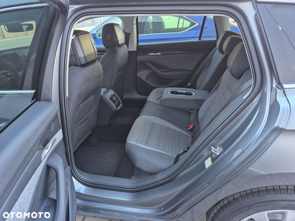 Skoda Superb 2.0 TDI SCR 4x4 Edition 130 DSG - 20