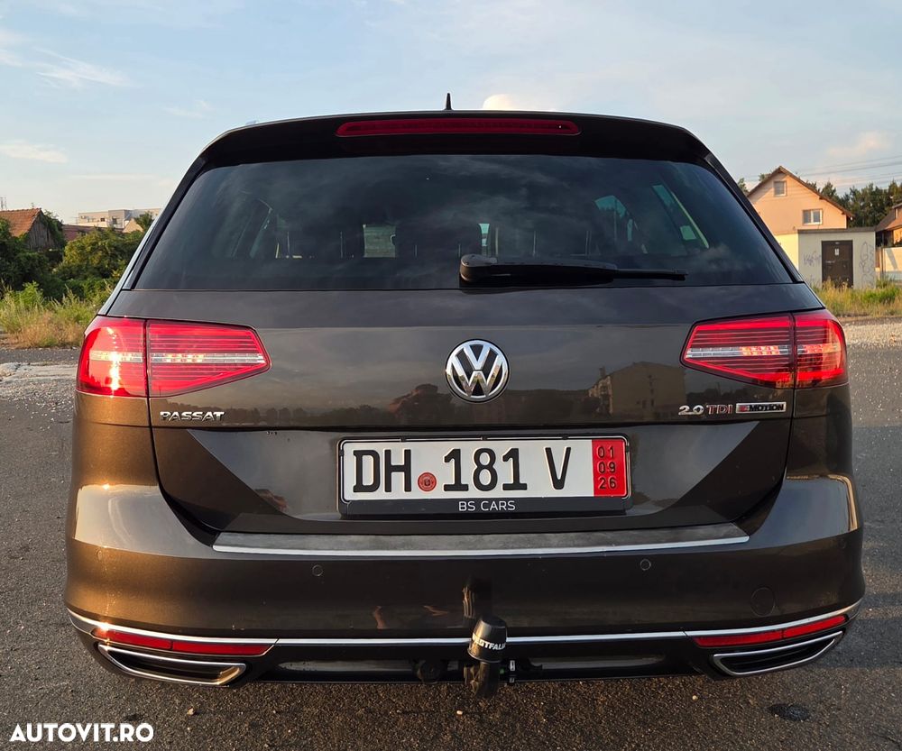 Volkswagen Passat 2.0 TDI DSG 4Motion Highline - 17