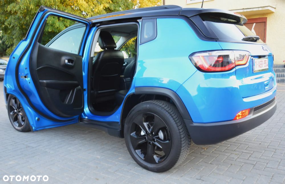 Jeep Compass - 34