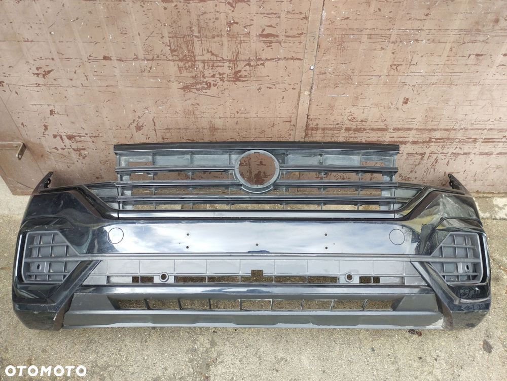 zderzak przód vw touareg iii 3 760 r-line - 1